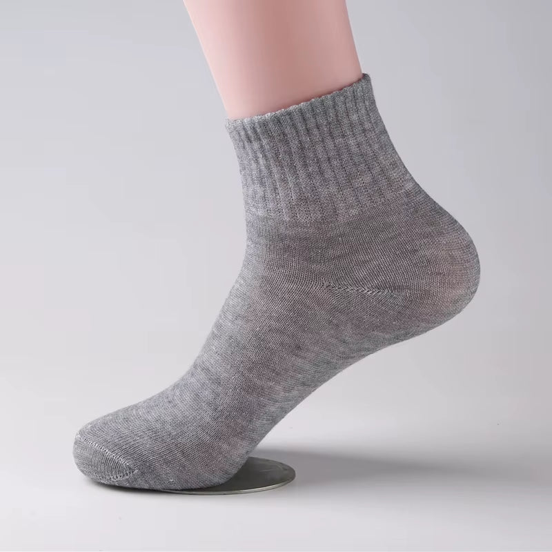10 Pairs of Men'S Mid-Calf Socks Black, White and Gray Cotton Socks for All Seasons, Solid Color Match